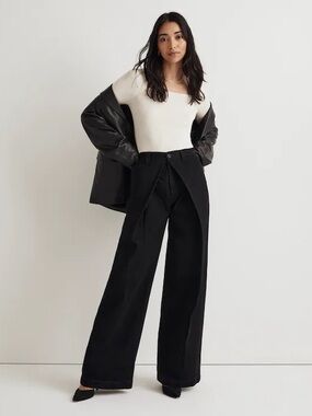 Extrawide-Leg Trouser Jeans in Wilkes Wash: Pleat Edition